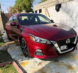 نيسان ألتيما